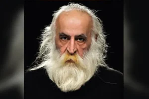 استاد محمدرضا لطفی نوازنده تار و سه تار و کمانچه و دف و عود و نی پژوهشگر موسیقی معاصر ایران استاد محمدرضا شجریان ردیف دان