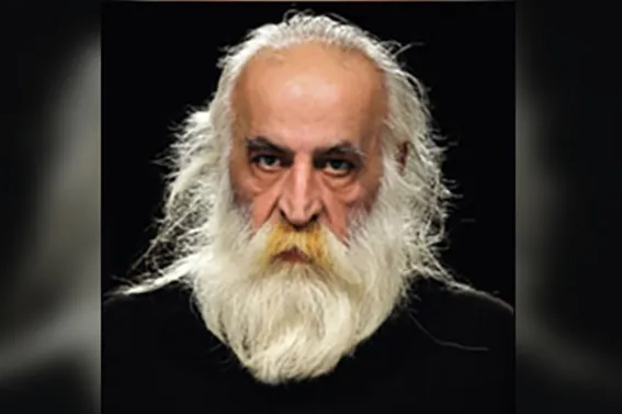 استاد محمدرضا لطفی نوازنده تار و سه تار و کمانچه و دف و عود و نی پژوهشگر موسیقی معاصر ایران استاد محمدرضا شجریان ردیف دان