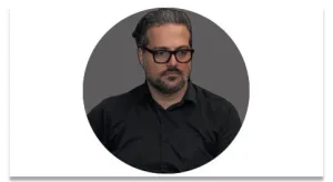 استاد فرزاد فروزنده مدرس تار و سه تار در آموزشگاه موسیقی سرودمهر میدان انقلاب